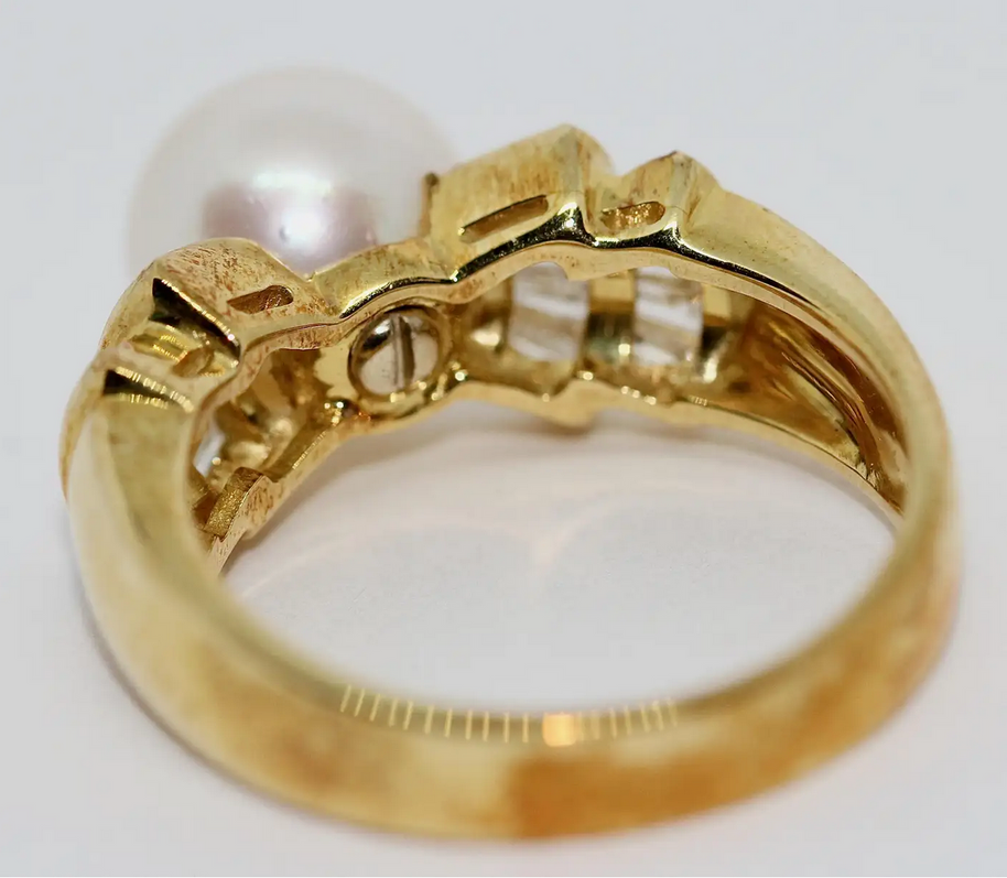 Wempe Ring aus 18 Karat Gelbgold mit Diamanten und Perle