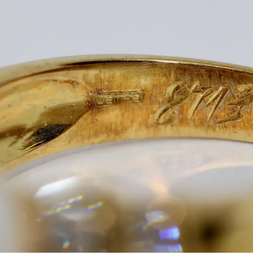 Wempe Ring aus 18 Karat Gelbgold mit Diamanten und Perle