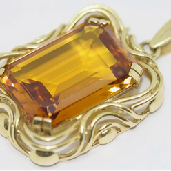 Anhänger Gelbgold mit großem Citrin im Smaragdschliff