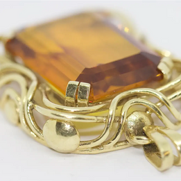 Anhänger Gelbgold mit großem Citrin im Smaragdschliff