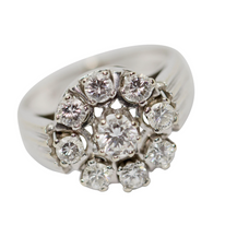 Weißgoldring mit Brillanten im Cluster-Design