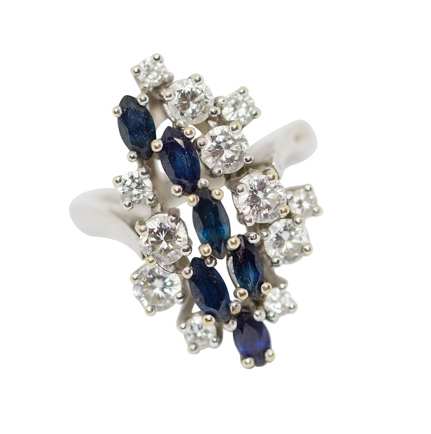 Weißgoldring mit Saphiren und Diamanten