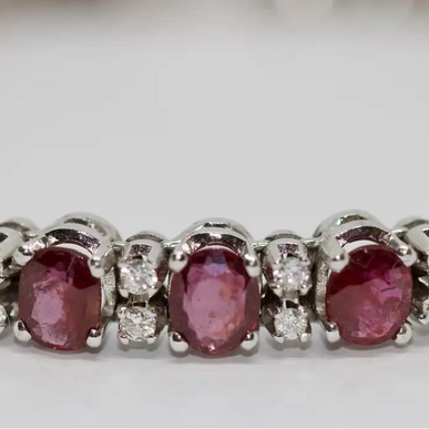 Tennisarmband Weißgold mit Rubinen und Diamanten