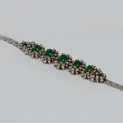 Weißgold-Armband mit Smaragden und Diamanten