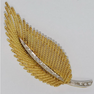 Blatt-Brosche aus 18 Karat Gelbgold mit Diamanten