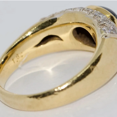 Ring aus 18 Karat Gelbgold mit 1,64 Karat Saphir und Diamanten