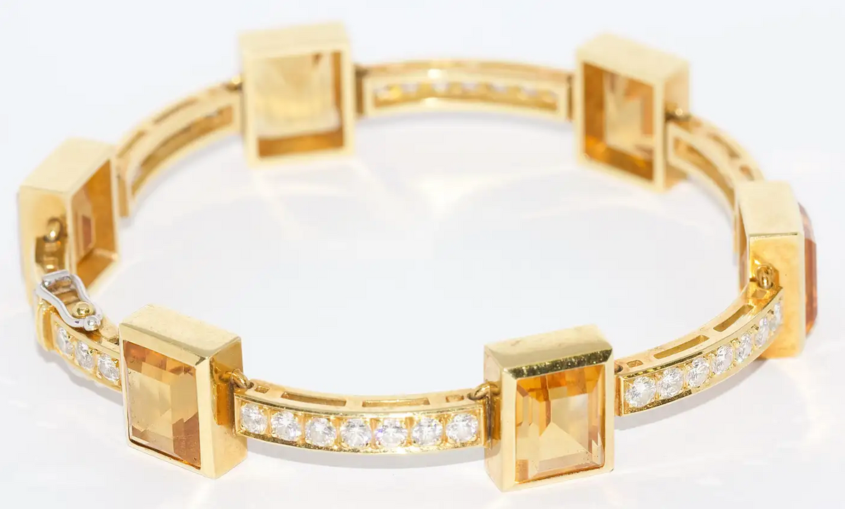 Armband aus 18 Karat Gelbgold mit Citrinen und 41 Diamanten