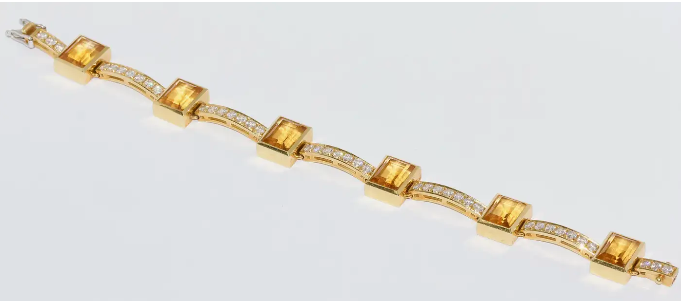 Armband aus 18 Karat Gelbgold mit Citrinen und 41 Diamanten