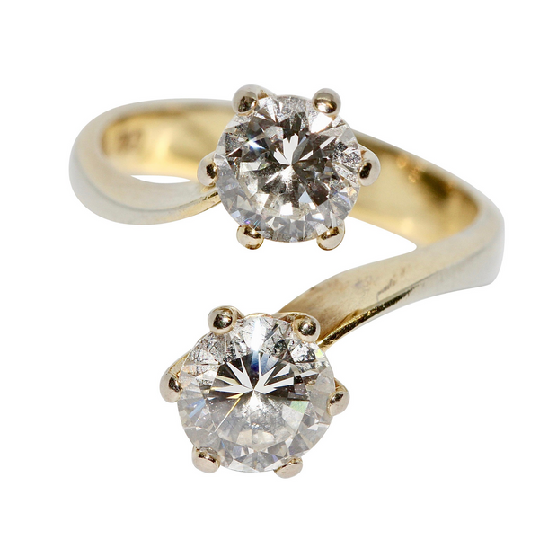 Toi-et-Moi-Ring aus 18 Karat Gelbgold mit zwei Diamanten von zusammen ca. 2,1 Karat