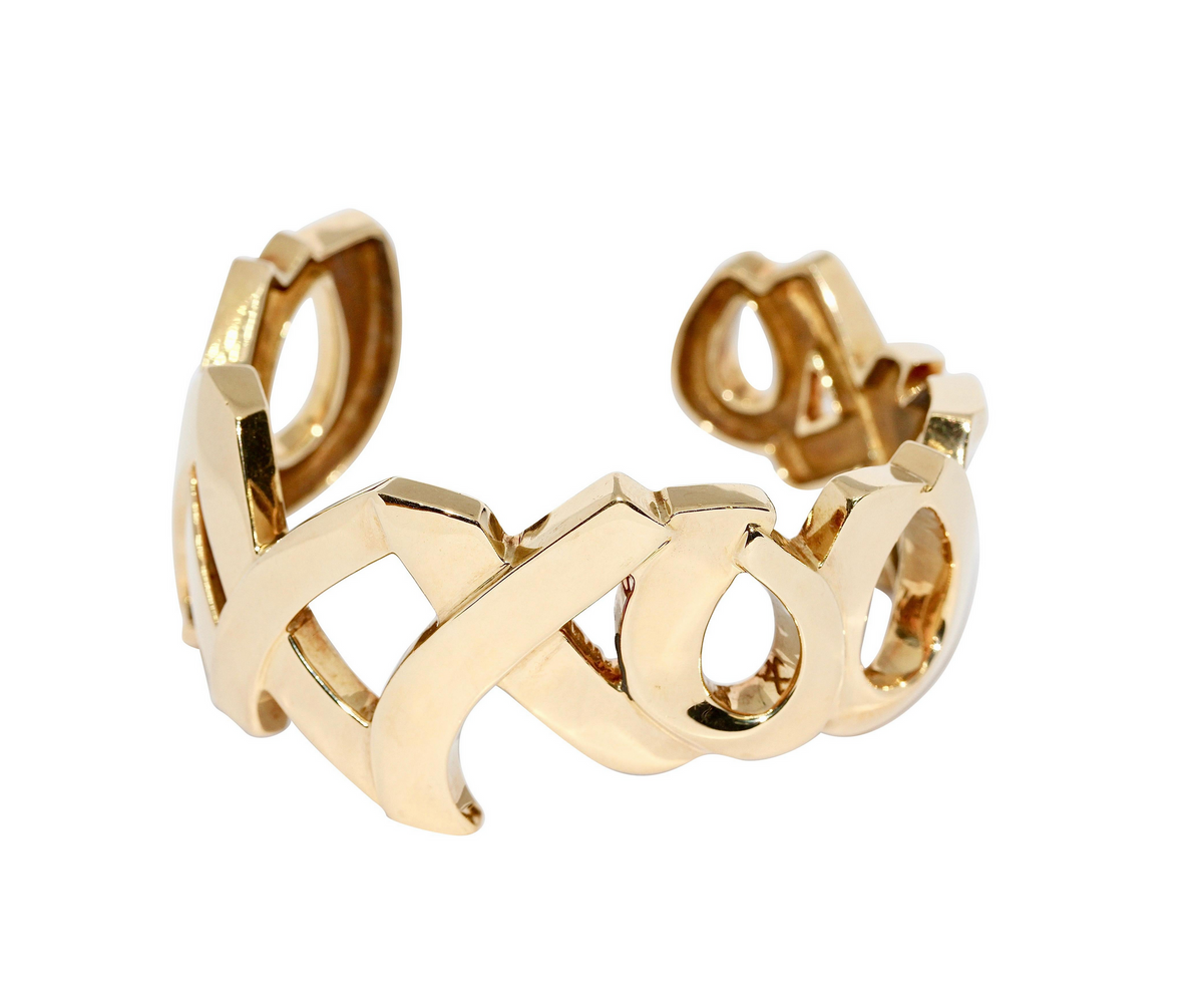 Tiffany & Co. Paloma Picasso Armreif „Love & Kisses XO“ aus 18 Karat Gelbgold
