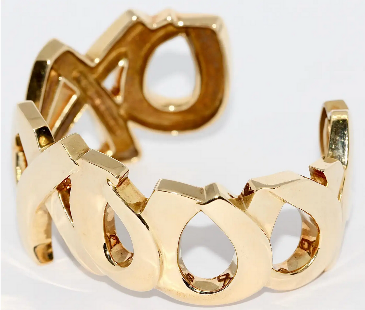 Tiffany & Co. Paloma Picasso Armreif „Love & Kisses XO“ aus 18 Karat Gelbgold