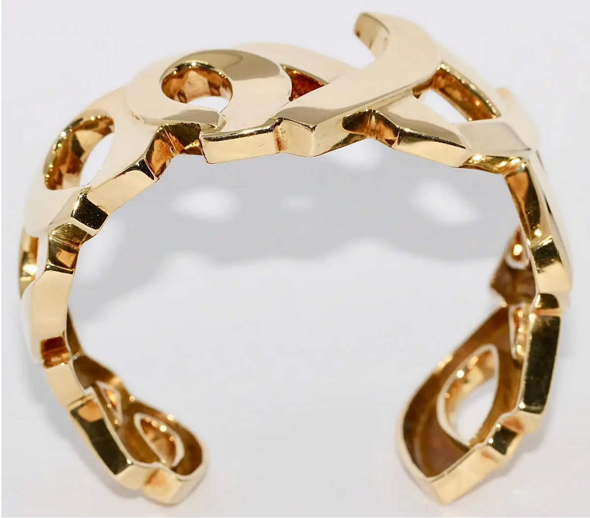 Tiffany & Co. Paloma Picasso Armreif „Love & Kisses XO“ aus 18 Karat Gelbgold