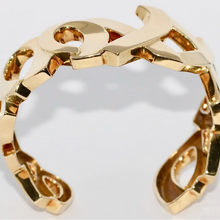 Tiffany & Co. Paloma Picasso Armreif „Love & Kisses XO“ aus 18 Karat Gelbgold