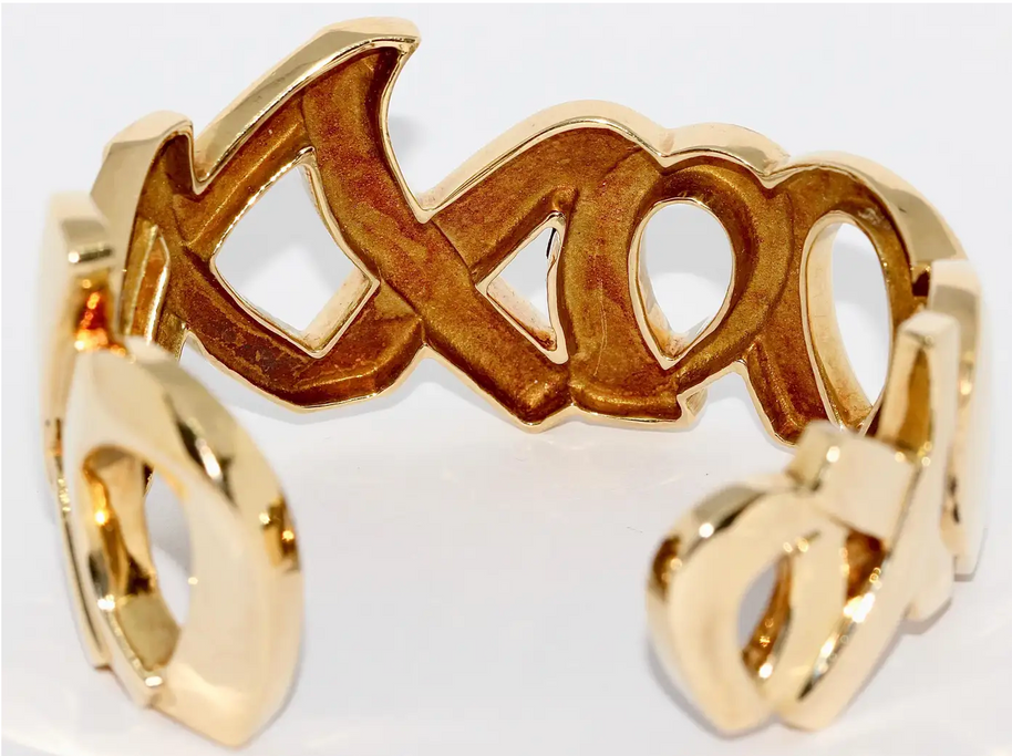 Tiffany & Co. Paloma Picasso Armreif „Love & Kisses XO“ aus 18 Karat Gelbgold