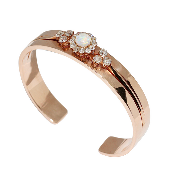 Antiker Damenarmreif mit Opal und Diamanten in 14 Karat Roségold