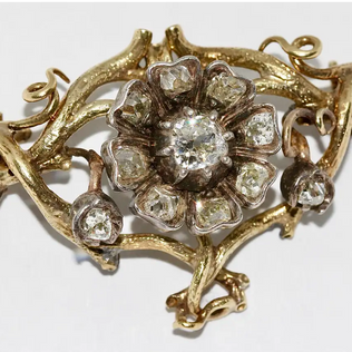 Antike Gold Brosche mit Diamanten im Naturalistic Style