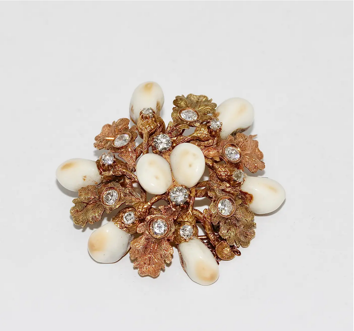 Antike Jagdbrosche aus Rosé- und Gelbgold mit Diamanten und Grandeln