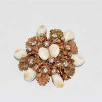 Antike Jagdbrosche aus Rosé- und Gelbgold mit Diamanten und Grandeln