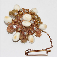 Antike Jagdbrosche aus Rosé- und Gelbgold mit Diamanten und Grandeln