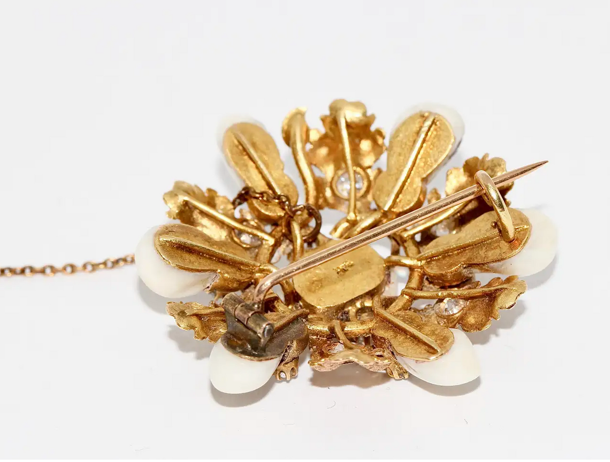Antike Jagdbrosche aus Rosé- und Gelbgold mit Diamanten und Grandeln