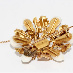 Antike Jagdbrosche aus Rosé- und Gelbgold mit Diamanten und Grandeln