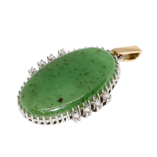Anhänger aus 18 Karat Gold mit Jade und Diamanten