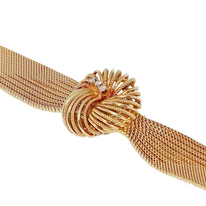 Universal Genève Damenarmbanduhr aus 18 Karat Gold mit Diamanten – multifunktional als Uhr & Brosche