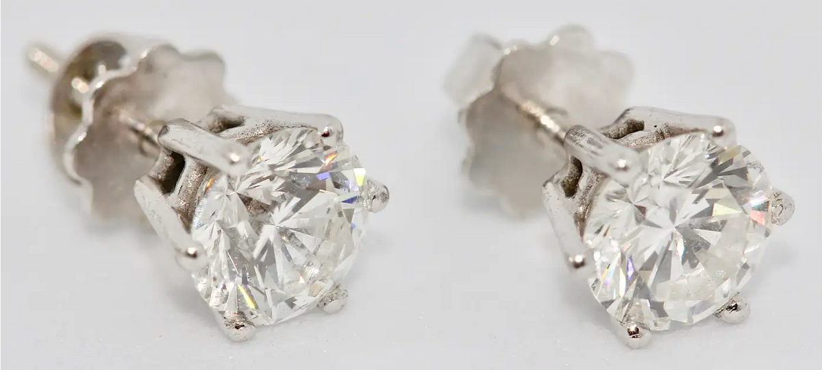 Diamant-Ohrstecker aus 18 Karat Weißgold – 1,45 ct