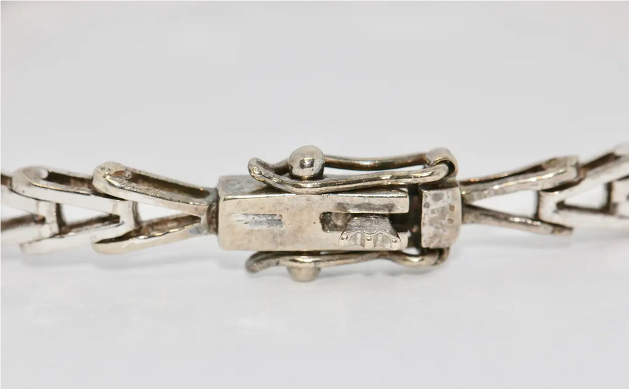 Elegantes Saphir-Diamant-Armband aus 18 Karat Weißgold