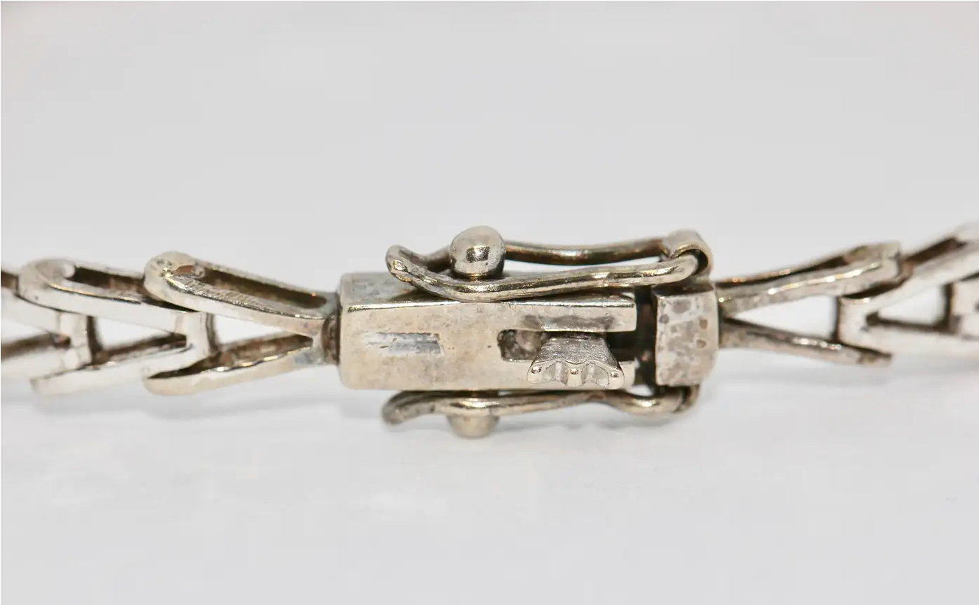 Elegantes Saphir-Diamant-Armband aus 18 Karat Weißgold