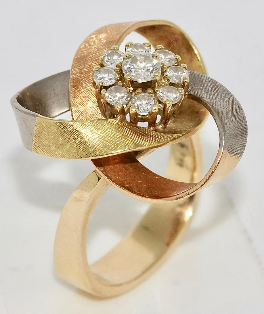 Tricolor Damenring aus Gelb-, Weiß- und Roségold mit Diamanten