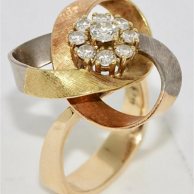 Tricolor Damenring aus Gelb-, Weiß- und Roségold mit Diamanten