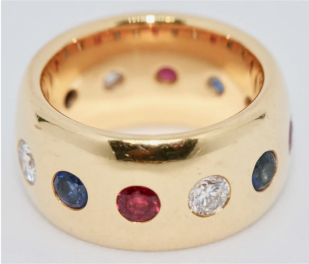 Exquisiter Damenring aus 18 Karat Roségold mit Diamanten, Rubinen und Saphiren