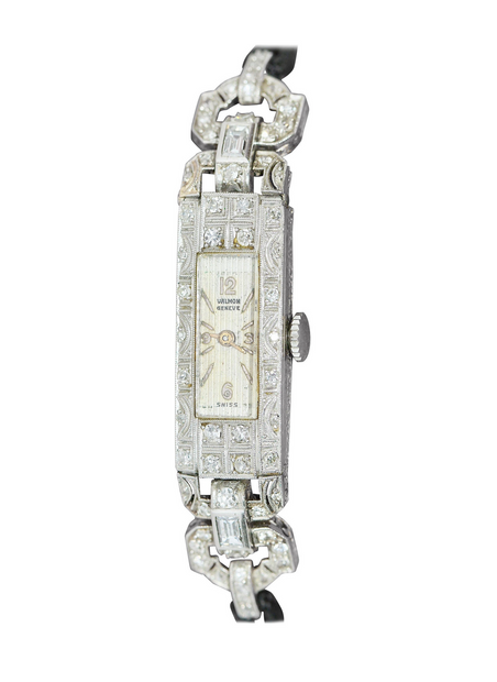 Art Déco Damenarmbanduhr aus Platin mit Diamanten