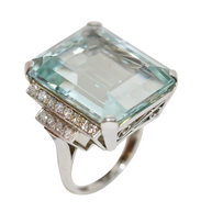 Außergewöhnlicher Platinring mit großem Aquamarin und Diamanten
