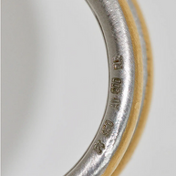 Modernistischer Solitärring aus 950 Platin und 21,6 Karat Gelbgold mit 0,53 ct Diamant (D/IF)