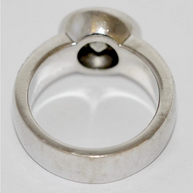 2.10 ct Solitärring aus 18 Karat Weißgold Diamant und Pavé-Besatz