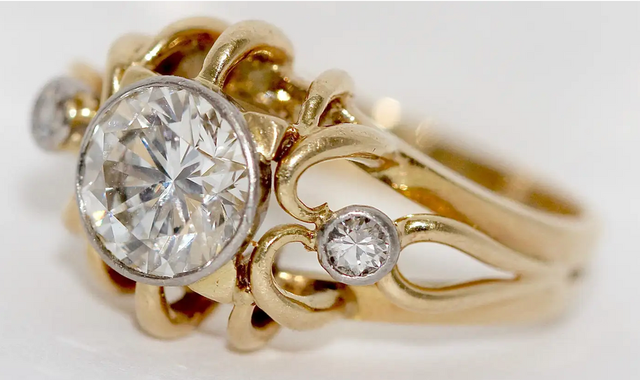 1.5 Karat Diamantring Gelbgold mit zentralem Brillanten