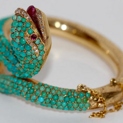 Prächtiger Schlangen-Reif Gelbgold mit Türkisen, Rubinen und Diamanten – um 1900