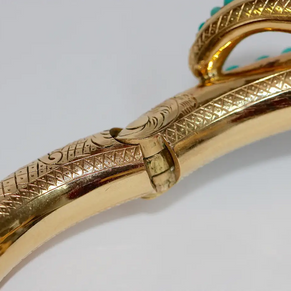 Prächtiger Schlangen-Reif Gelbgold mit Türkisen, Rubinen und Diamanten – um 1900