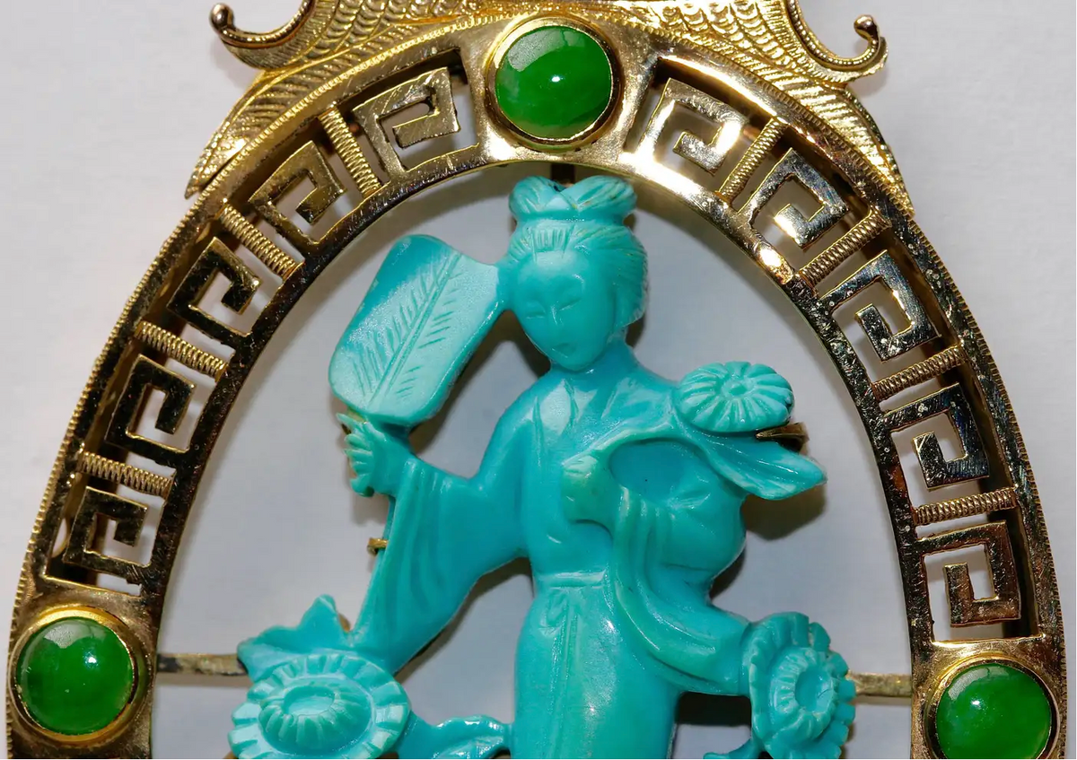 Asiatischer Anhänger Gelbgold mit Türkis und Jade-Cabochons