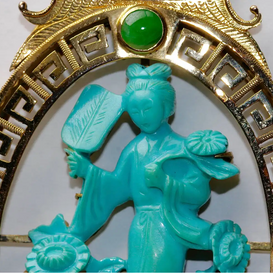 Asiatischer Anhänger Gelbgold mit Türkis und Jade-Cabochons