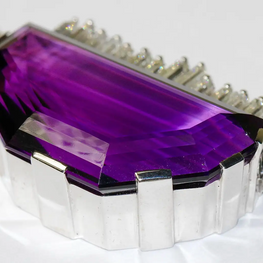 Weißgold Collier mit großem Amethyst und Diamanten
