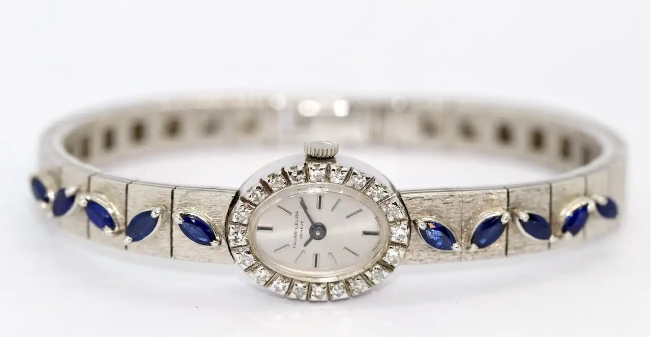 Favre-Leuba – Damenarmbanduhr aus 18 Karat Weißgold mit Diamanten und Saphiren