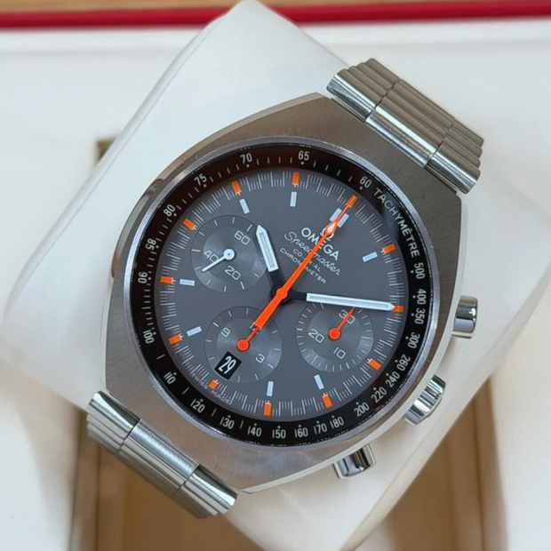 Omega Speedmaster Mark II Co-Axial 42 mm 327.10.43.50.06.001