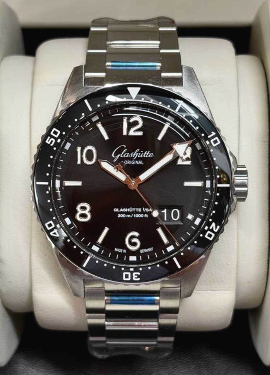 Glashütte Original SeaQ Panoramadatum 1-36-13-01-80-70