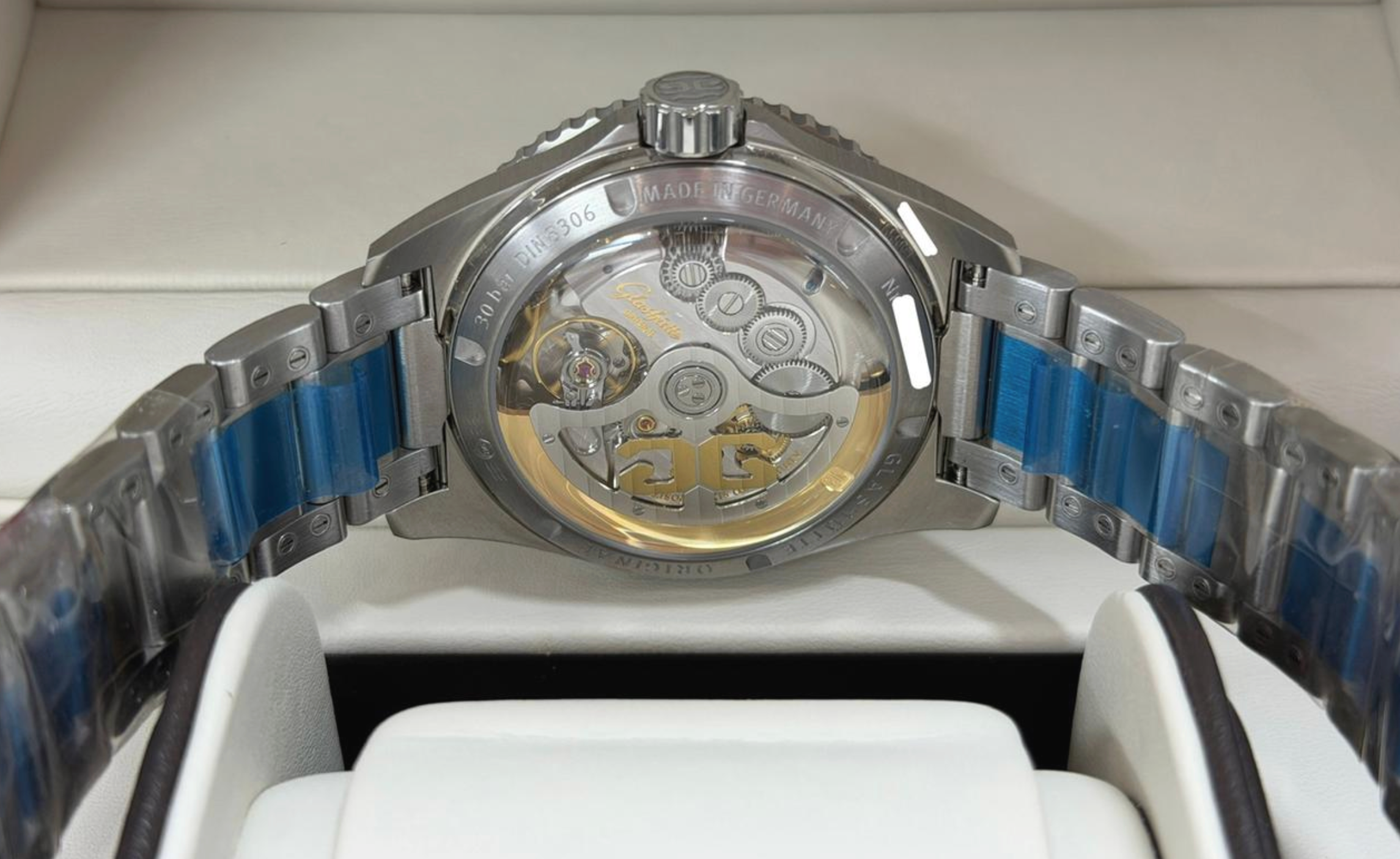 Glashütte Original SeaQ Panoramadatum 1-36-13-01-80-70 NEU