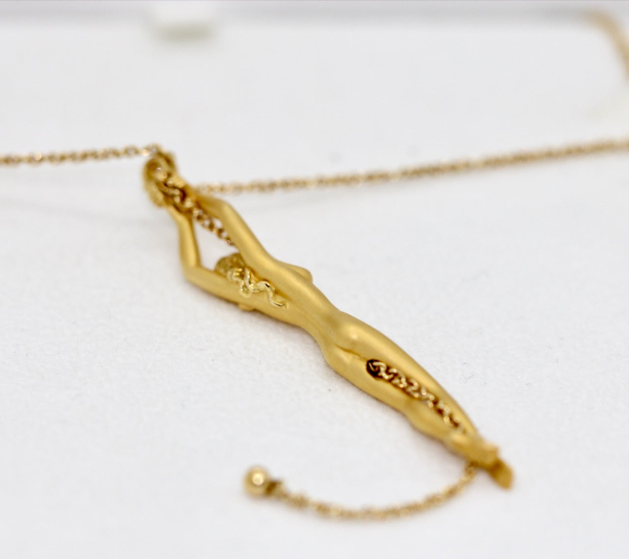 Carrera y Carrera Collier „Nude Woman“ Halskette aus 18K Gelbgold mit Diamant