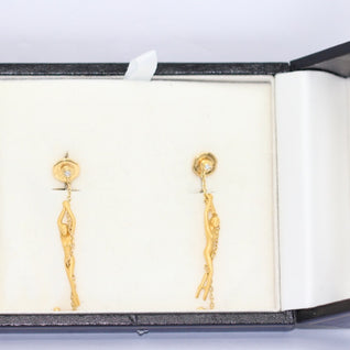 Carrera y Carrera Ohrringe „Nude Woman“ aus 18K Gelbgold mit Diamanten