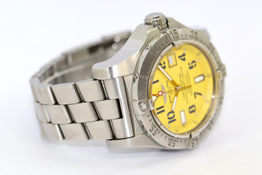 Breitling Avenger Seawolf 3000m A17330 Automatic Gelbes Zifferblatt